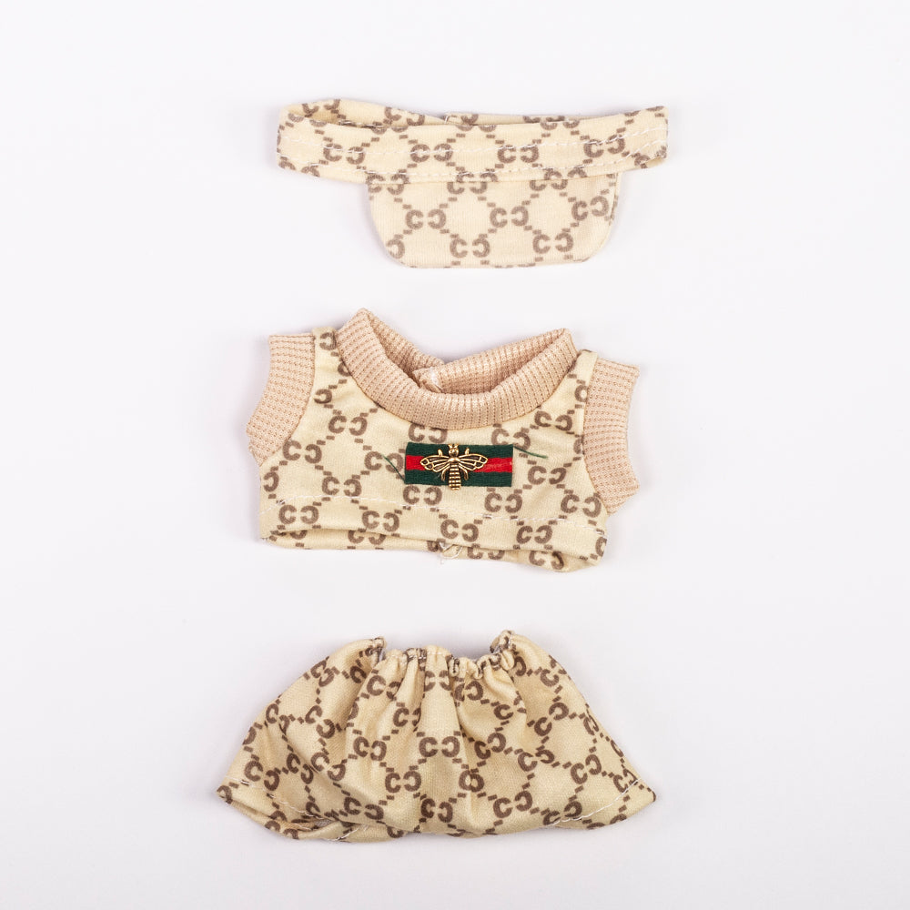 Luxury Beige Outfit for Collectible Figures