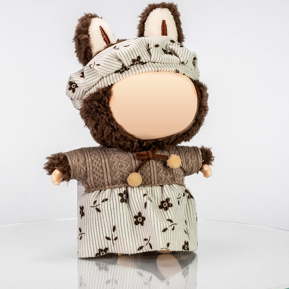 Blossom Dream Szett – Kötött Felső, Bársonyszoknya & Virágos Kalap