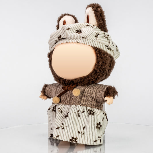 Blossom Dream Szett – Kötött Felső, Bársonyszoknya & Virágos Kalap